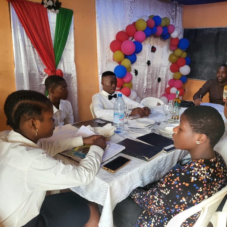 Les jeunes en formation hôtelière.