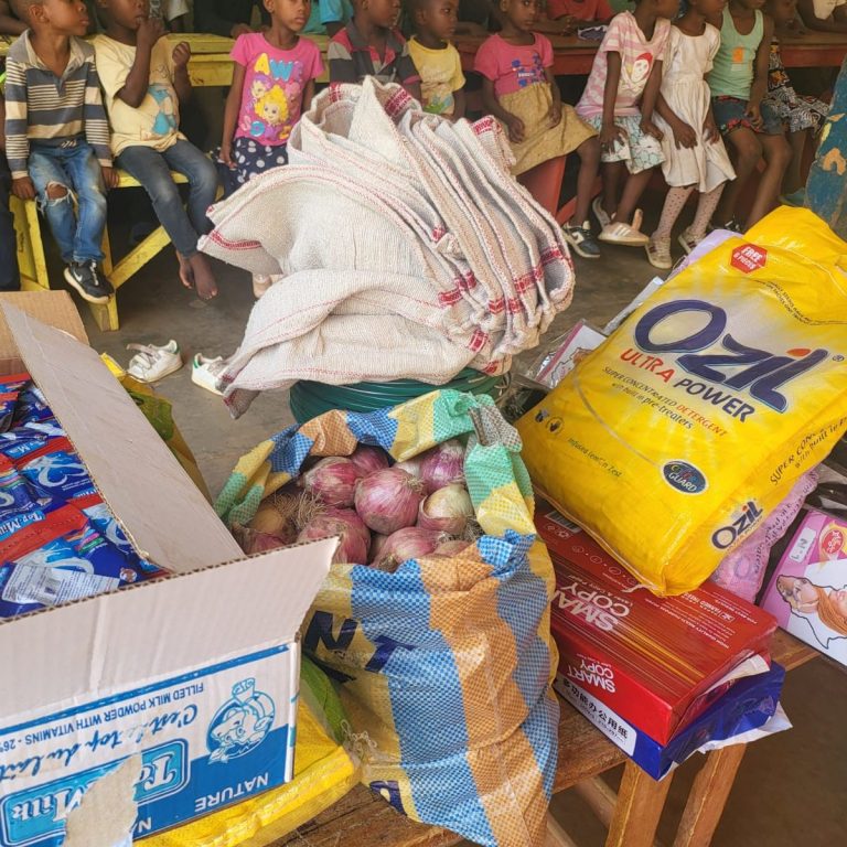 08/2023, pour le  CAESEDA (centre d'accueil des enfants déficients auditifs de nkolmebanga) à Nkolmebanga à Saa